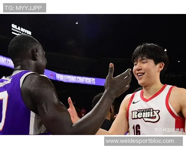 三中锋齐聚却无表现机会杨瀚森上半场未能登场引发热议