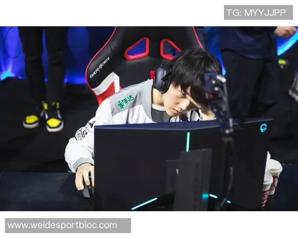 巴图姆晒定妆照宣布开启职业生涯第18个赛季状态依旧火热