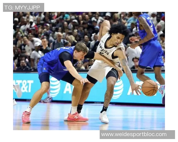 榜眼哈珀19分钟高效表现12中8砍下17分罚球状态稍逊仅中1球 榜眼哈珀19分钟高效表现12中8砍下17分罚球状态稍逊仅中1球