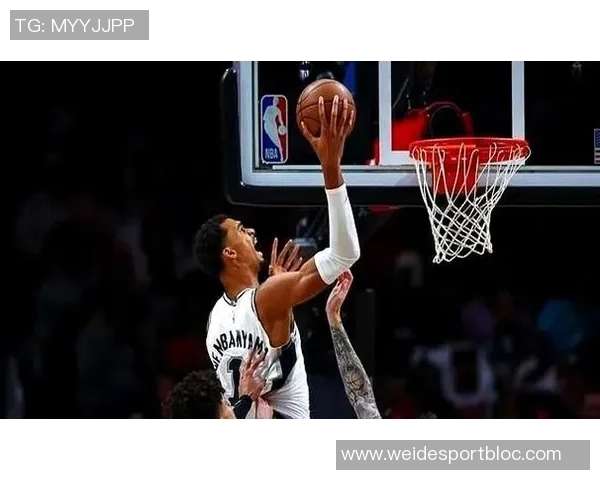 文班亚马：个人荣誉无所谓DPOY代表我为球队贡献力量