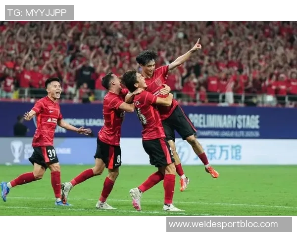 中超球队双线作战困境加剧保联赛策略形成恶性循环现象