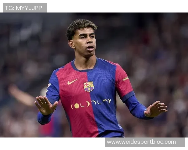 姆巴佩呼吁队友在巴萨领奖时离场德科表示应保持宽容大度