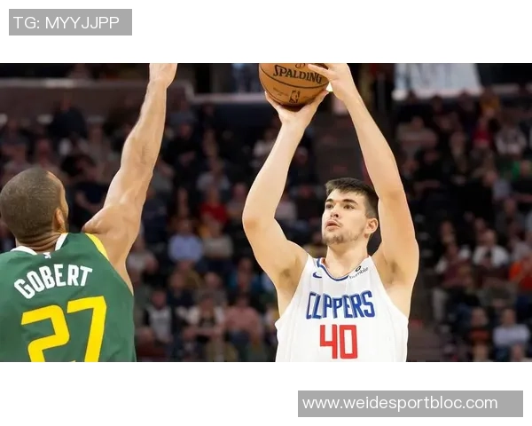 篮网灵活防守策略让祖巴茨陷入困境无限换防战术显成效