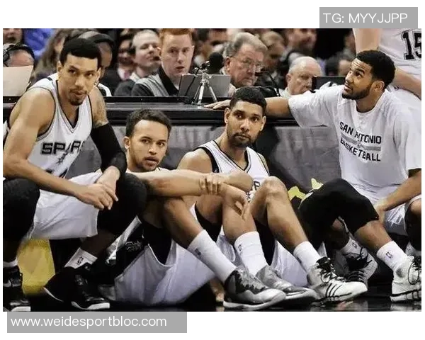 库伯心目中的NBA最佳阵容：四大湖人巨星与邓肯并肩，乔丹缺席引热议