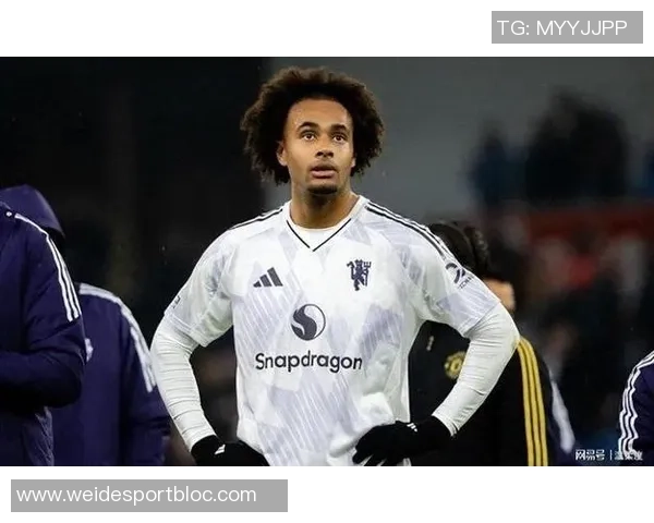 米体报道罗马租借齐尔克泽后买断费用或超3500万欧元具体金额待定