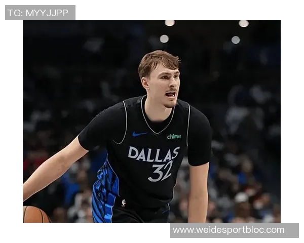 状元弗拉格表现不佳12投仅3中仅得10分7篮板6助攻2抢断1盖帽令人失望